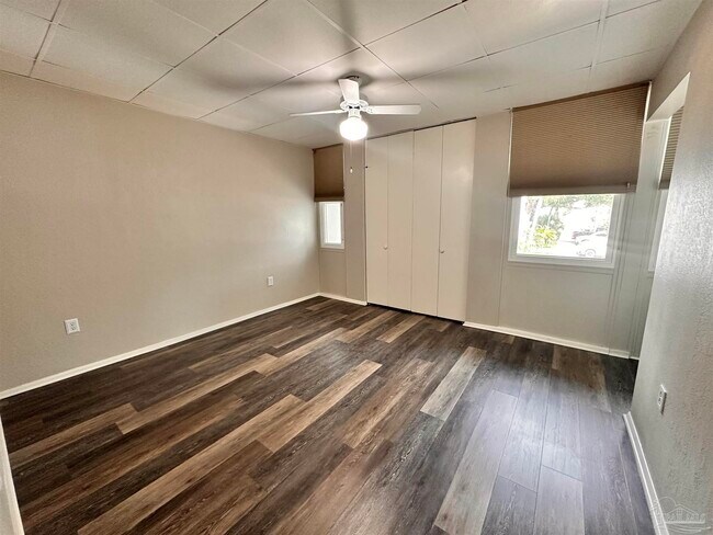 Building Photo - 201 Pensacola Beach Rd