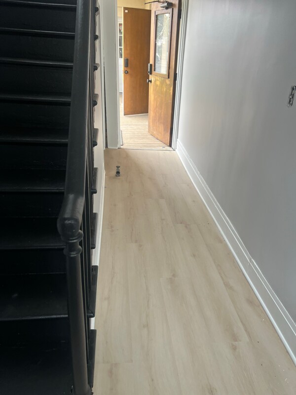 Building Photo - 225 Main St