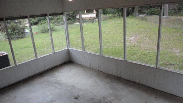 Building Photo - 662 Pringle Dr
