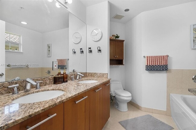 Building Photo - 18413 NE 27th Ct