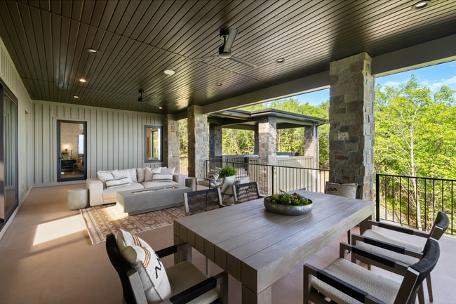 Building Photo - RENT TO BUY: 2024 Parade of Homes - Summit Creek