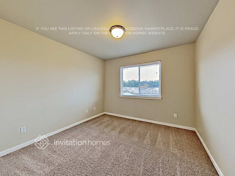 Building Photo - 9929 198th St E