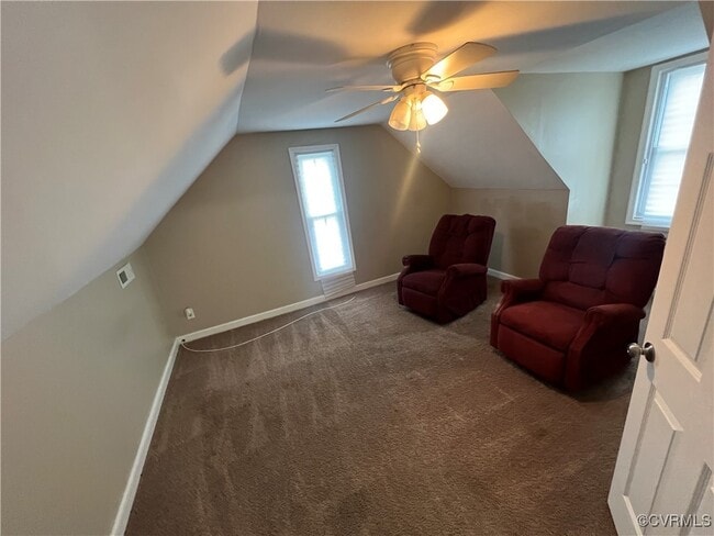 Building Photo - 3505 Colonnade Dr