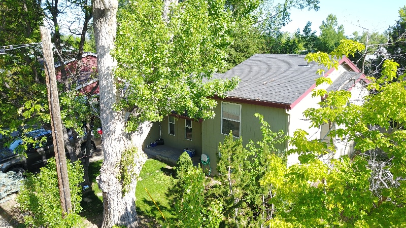 Building Photo - 1128 Elm St