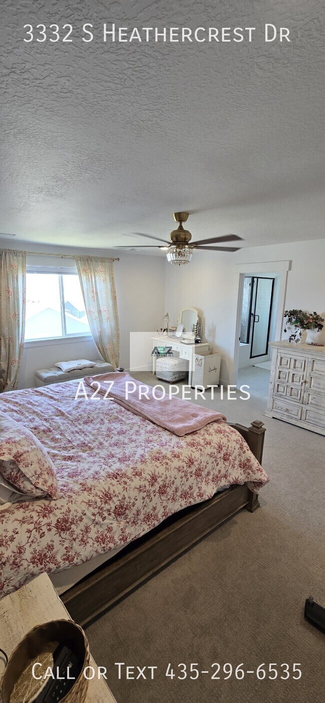 Building Photo - 3332 S Heathercrest Dr