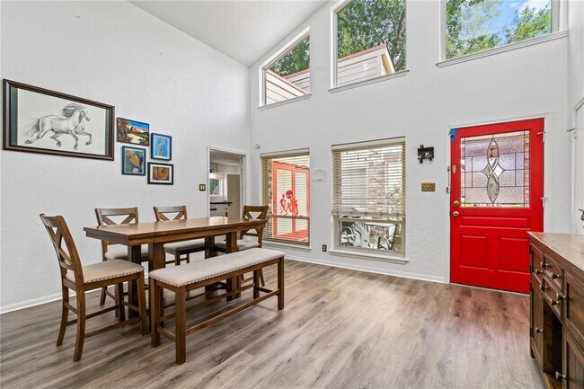 Building Photo - 13818 Menasco Ct