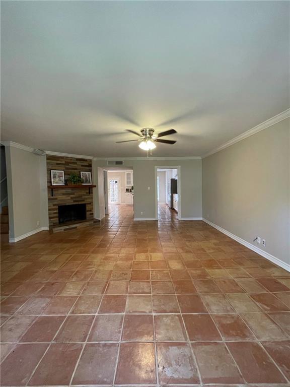 Building Photo - 6471 Hart Ln