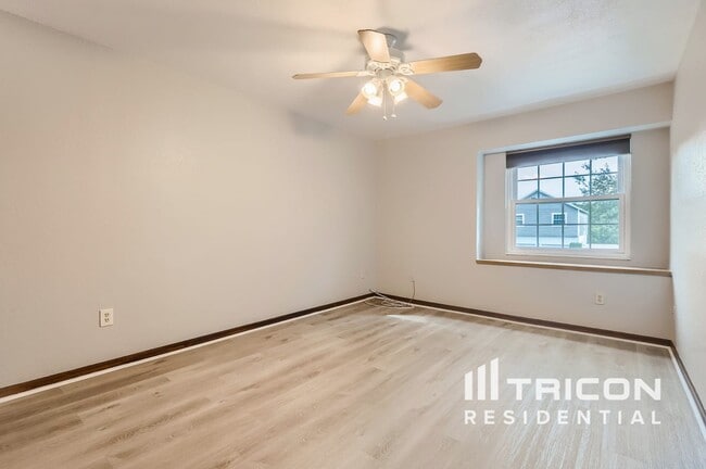 Building Photo - 10288 60th Cir N