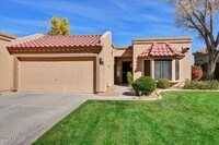 Building Photo - 9630 W Tonto Ln
