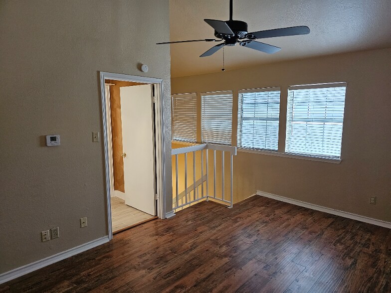 Building Photo - 6220 Bentwood Trail