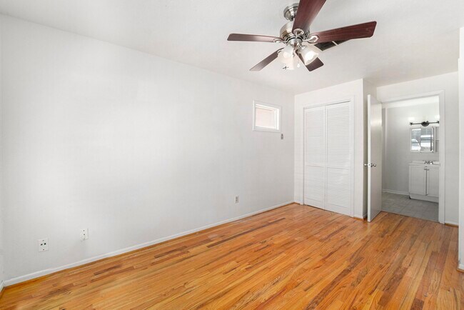 Building Photo - 1720 Libbey Dr