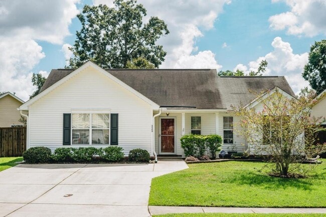 Building Photo - 325 Rose Marie Ln