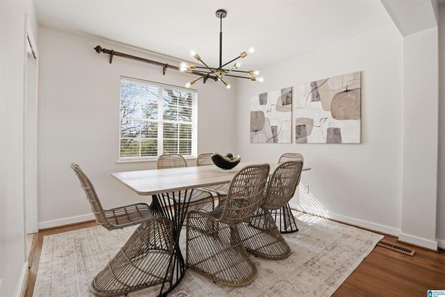 Building Photo - 5956 Crestwood Cir