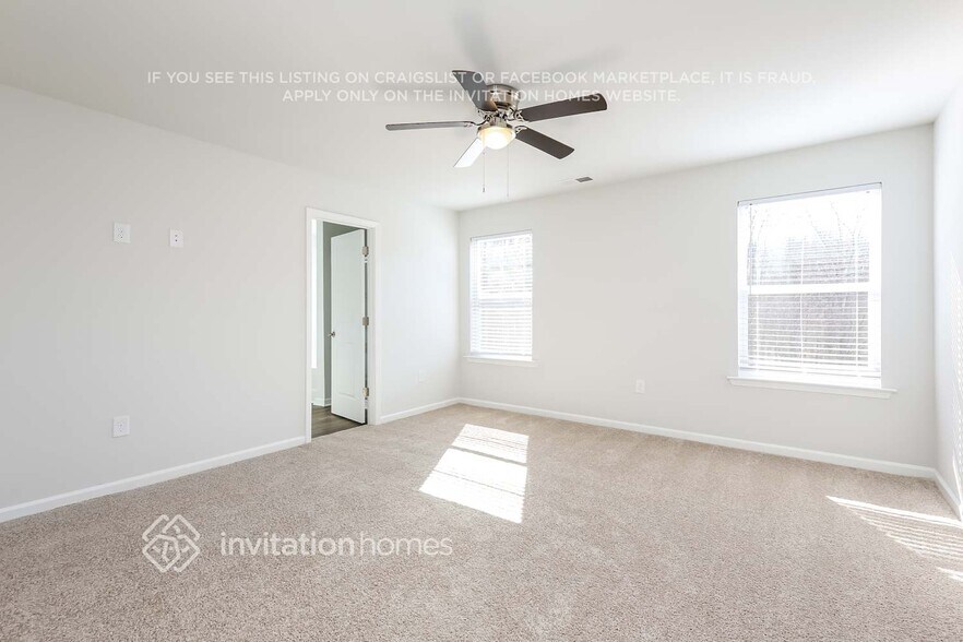 Building Photo - 4009 Zepelin Wy