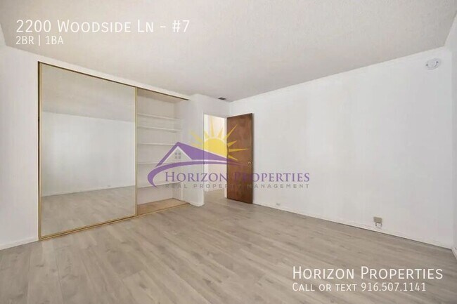 Building Photo - 2200 Woodside Ln