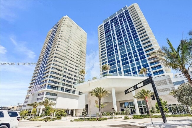 Building Photo - 153 N Seabreeze Blvd