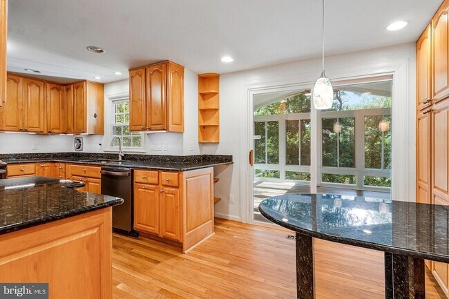 Building Photo - 4203 Pickering Pl