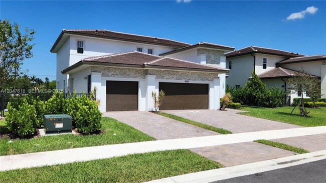 Building Photo - 4255 SW 123rd Ter