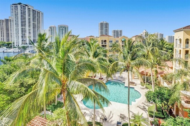 Building Photo - 19877 E Country Club Dr