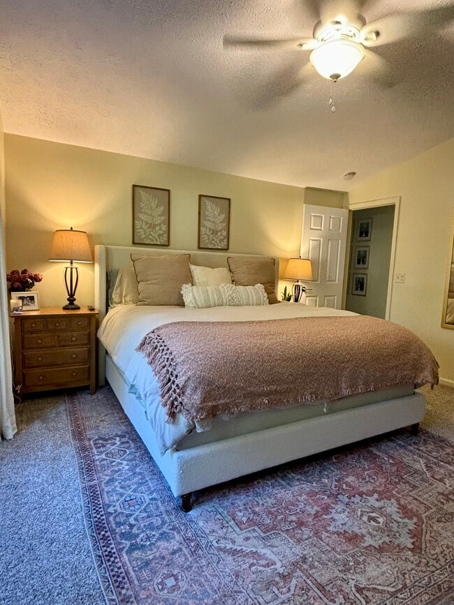 Building Photo - 403 Tamarack St