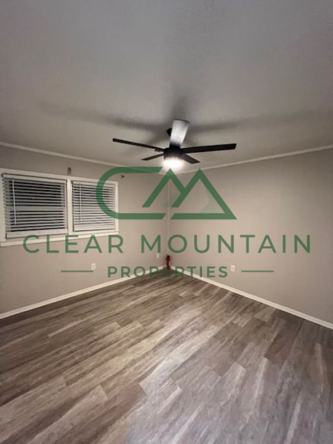 Building Photo - Move-in Special! Limited-Time Leasing Offer!