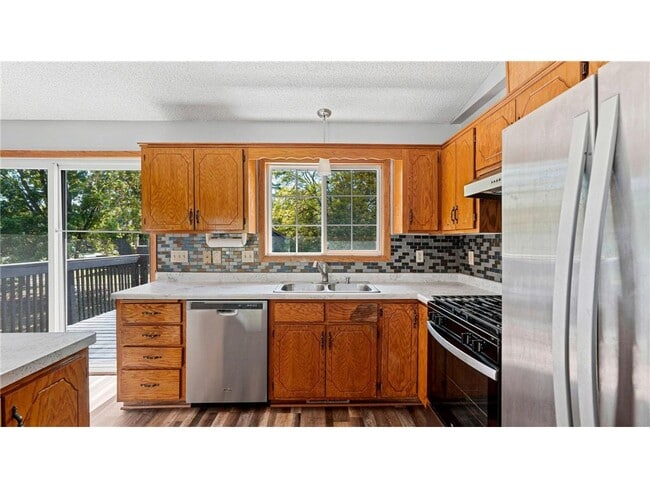 Building Photo - 11874 Jonquil St NW