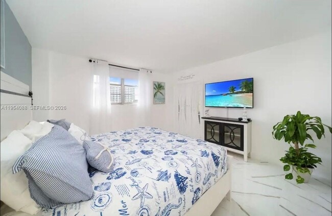 Building Photo - 19370 Collins Ave