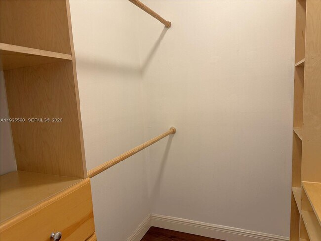 Building Photo - 55 Ocean Ln Dr