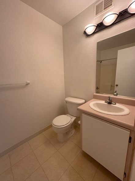 Building Photo - 2210 Miguel Chavez Rd
