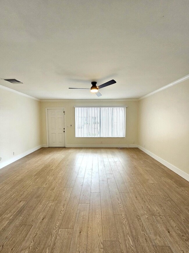 Building Photo - 4780 Orleans Ct