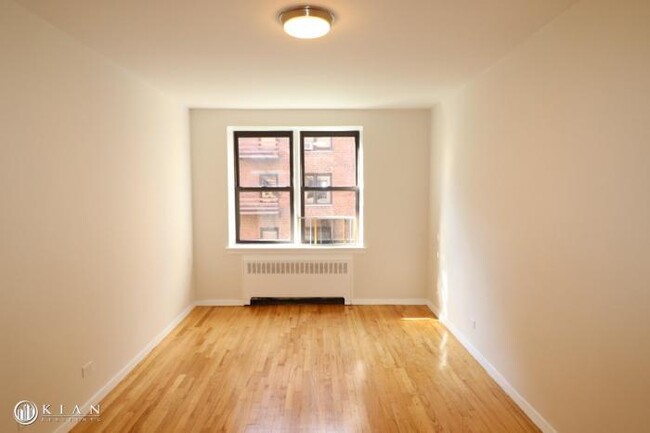 Building Photo - 0 bedroom in Queens NY 11374