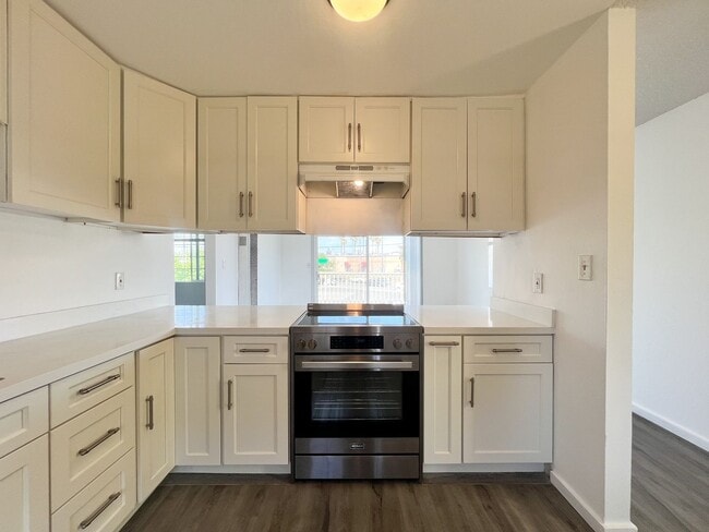 Building Photo - 2 Bedroom Napa Apartment w/ Remodeled Kitchen