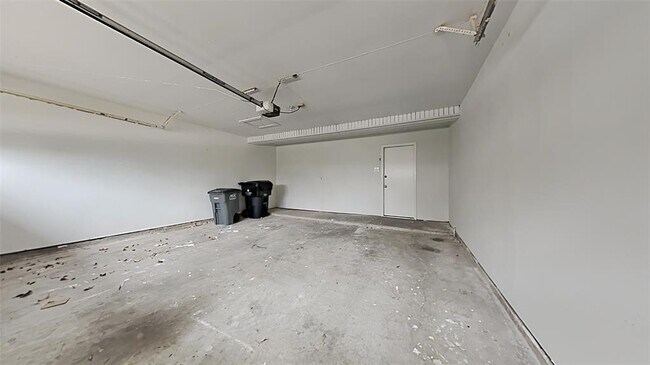 Building Photo - 3322 Whispering Way Dr