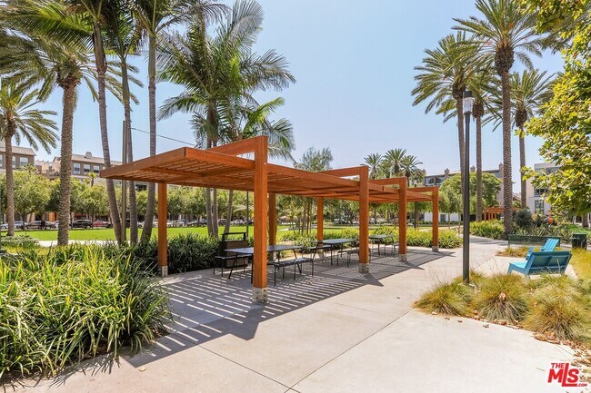 Building Photo - 13200 Pacific Promenade