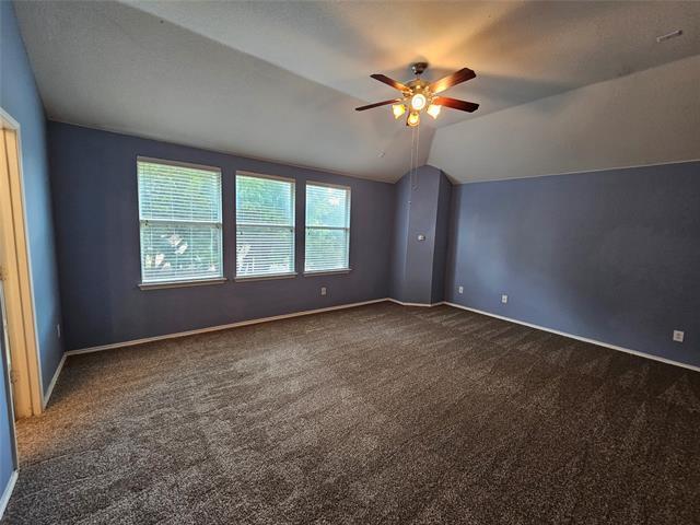 Building Photo - 2408 Finch Dr