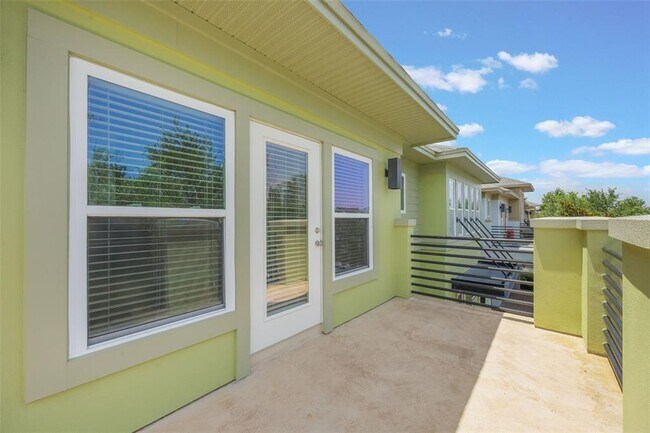 Building Photo - 14244 Walcott Avenue