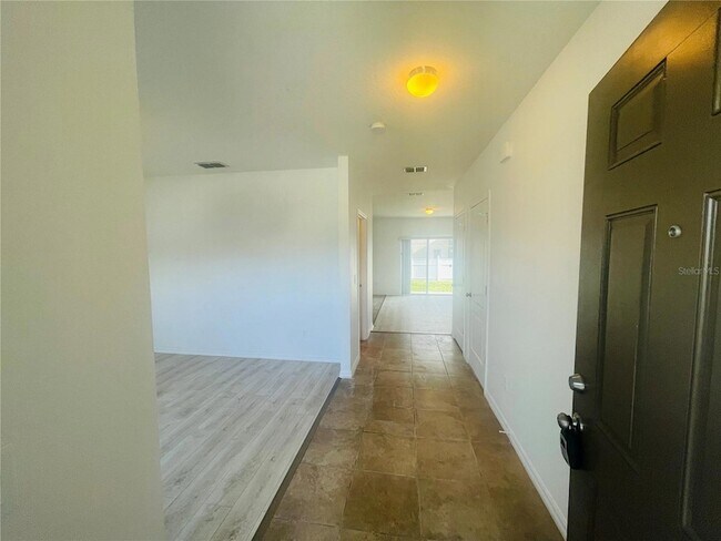 Building Photo - 16616 Broadford Ln