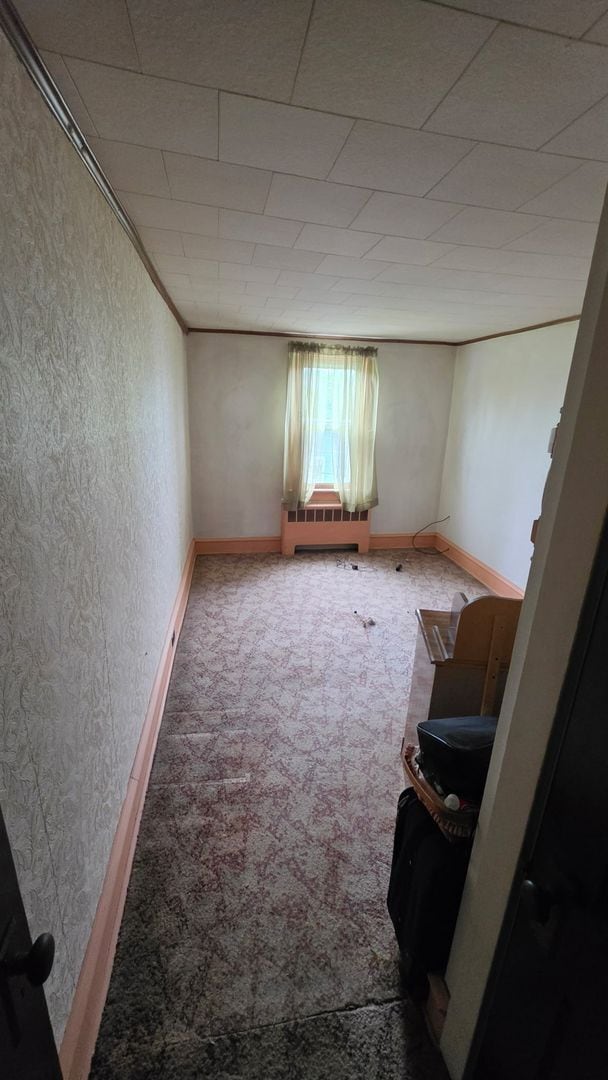 Building Photo - 3 bedroom 1.5 bathroom