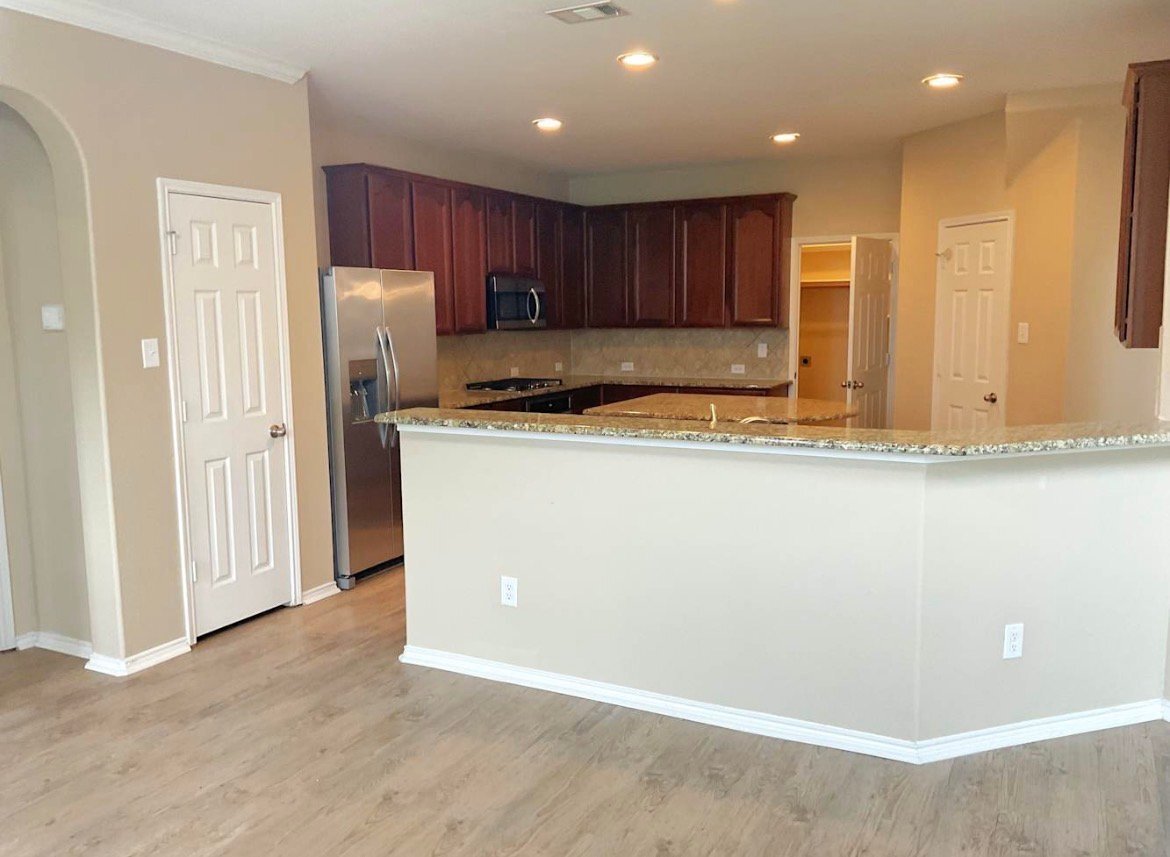 Building Photo - 2360 Merlin Dr