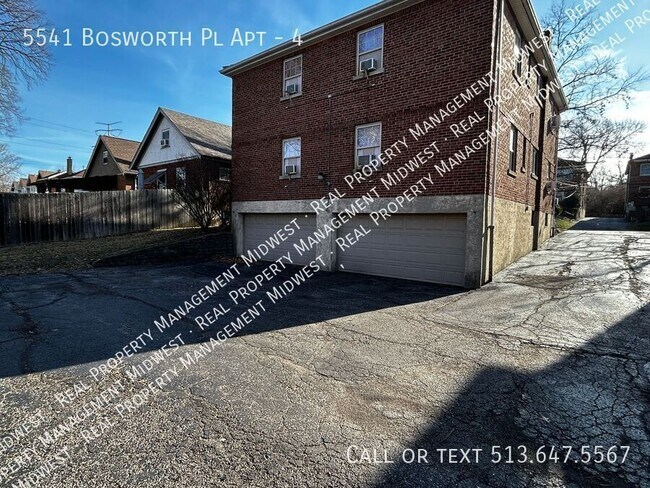 Building Photo - 5541 Bosworth Pl