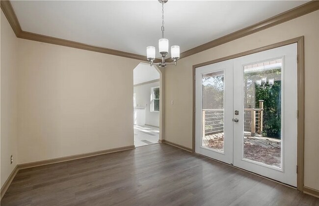 Building Photo - This Charming Two-Story Home Awaits You