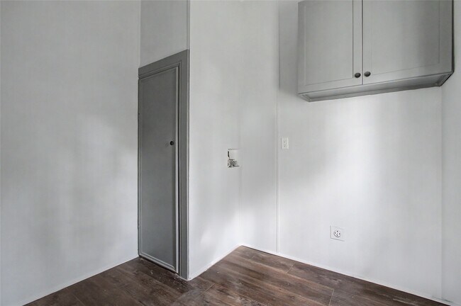 Building Photo - 27059 Pecos Ranch Rd