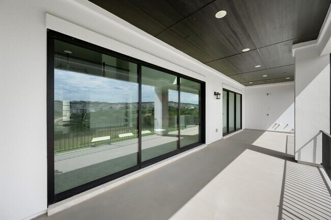 Building Photo - 2304 Novara Trl