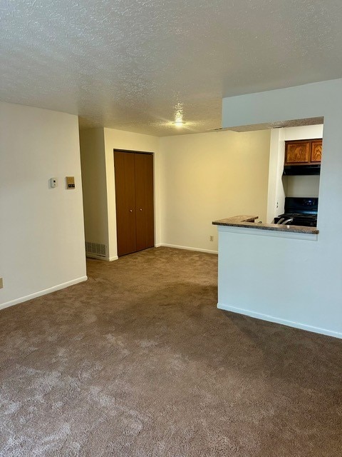 Building Photo - 2163 Hedgerow Road