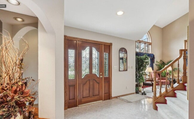 Building Photo - 18350 San Lucas Ct