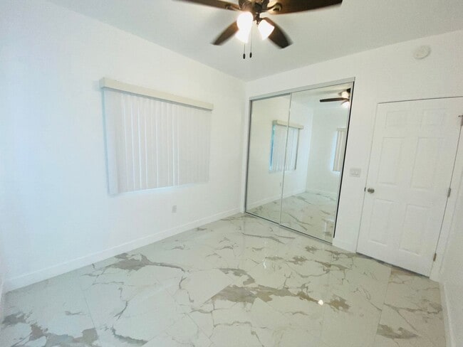 Building Photo - 1112 S Lemon Ave
