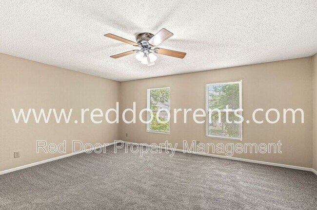 Building Photo - 7941 States Bend Dr