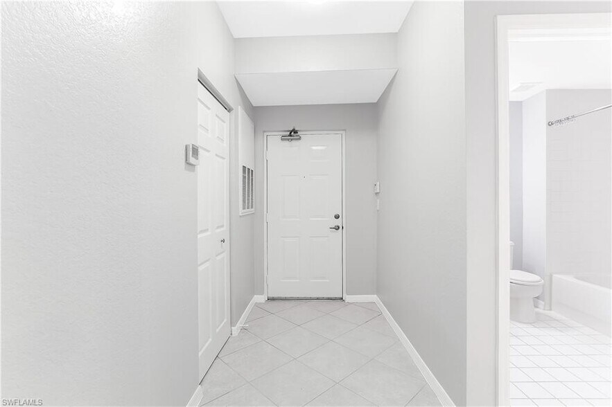 Building Photo - 4635 Saint Croix Ln