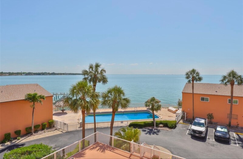 Building Photo - 7430 Sunshine Skyway Ln S