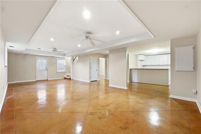 Building Photo - 5145 Harbour Ridge Dr